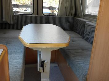 Super U-Sitzgruppe mit viel Platz.